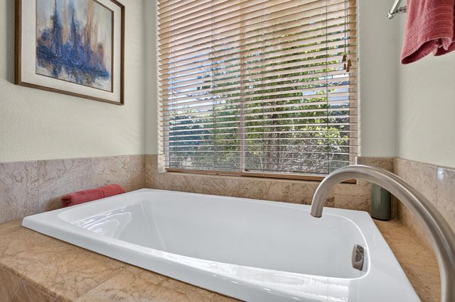 19 Scarborough Way, Rancho Mirage, CA 92270