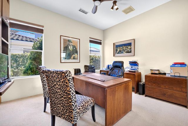 19 Scarborough Way, Rancho Mirage, CA 92270