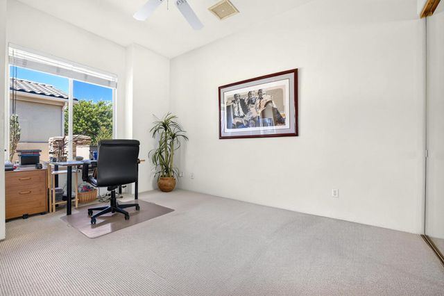 19 Scarborough Way, Rancho Mirage, CA 92270