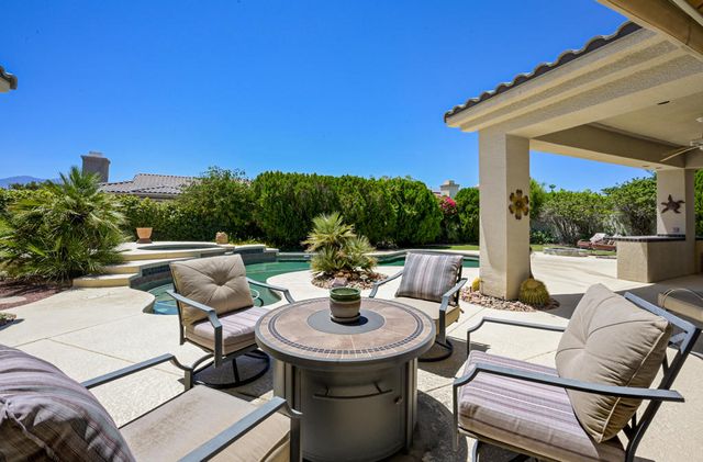 19 Scarborough Way, Rancho Mirage, CA 92270