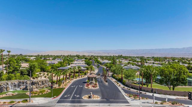 19 Scarborough Way, Rancho Mirage, CA 92270