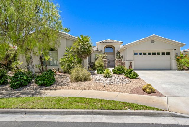 19 Scarborough Way, Rancho Mirage, CA 92270