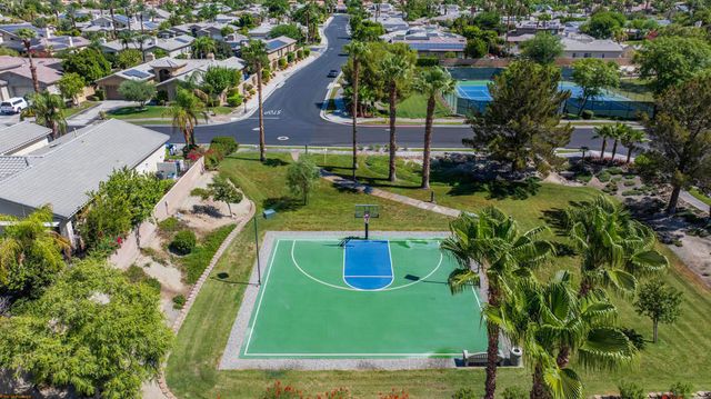 19 Scarborough Way, Rancho Mirage, CA 92270
