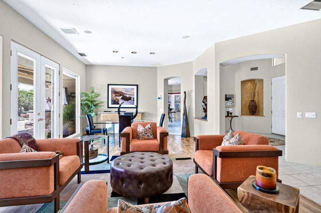 19 Scarborough Way, Rancho Mirage, CA 92270
