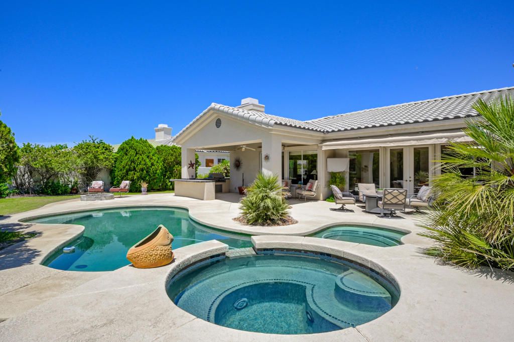 19 Scarborough Way, Rancho Mirage, CA 92270