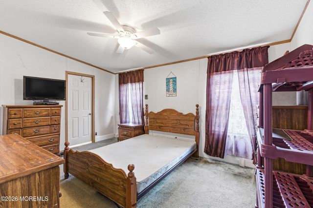 1 Circle Drive, Manchester, NJ 08759