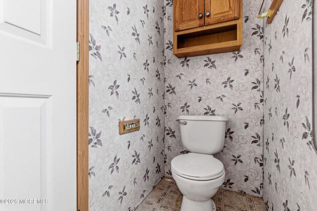 1 Circle Drive, Manchester, NJ 08759
