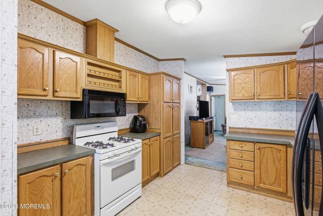 1 Circle Drive, Manchester, NJ 08759