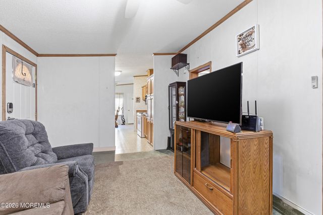 1 Circle Drive, Manchester, NJ 08759
