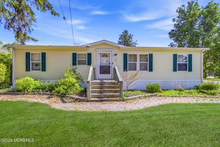 1 Circle Drive, Manchester, NJ 08759