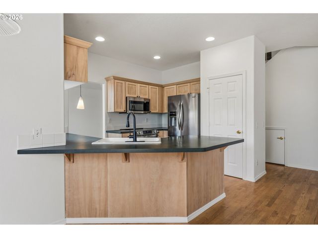 15257 Sw FIRTREE Dr, Portland, OR 97223