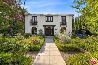 2052 S Hobart Boulevard, Los Angeles, CA 90018