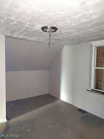 7404 Wentworth Avenue, Cleveland, OH 44102