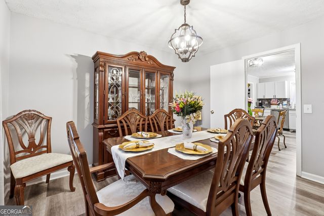 6642 Forestdale Lane, Douglasville, GA 30135