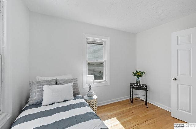 418 Bellevue Boulevard N, Bellevue, NE 68005