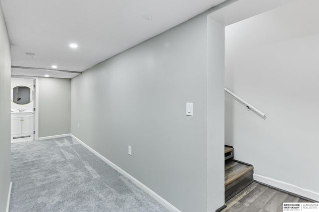 418 Bellevue Boulevard N, Bellevue, NE 68005