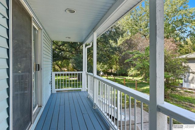 418 Bellevue Boulevard N, Bellevue, NE 68005