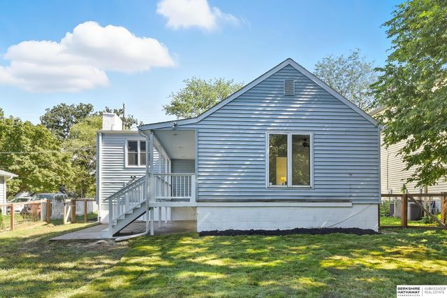 418 Bellevue Boulevard N, Bellevue, NE 68005