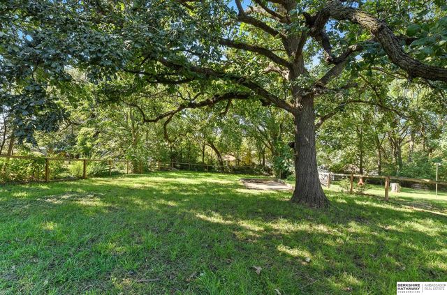 418 Bellevue Boulevard N, Bellevue, NE 68005