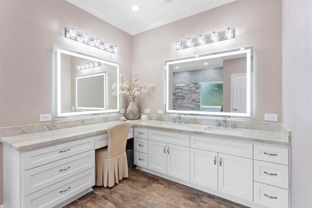 2616 Ryder Ct, League City, TX 77573