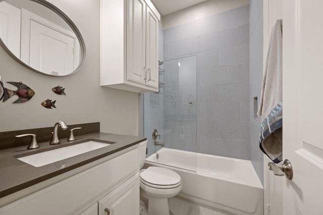 6811 Del Norte Lane, Dallas, TX 75225