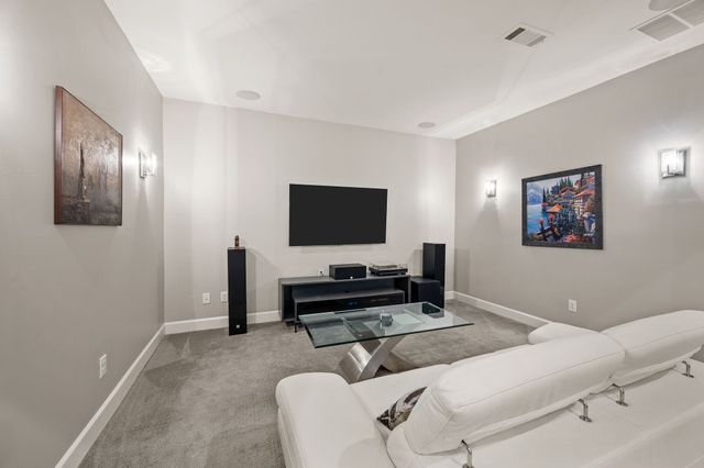 6811 Del Norte Lane, Dallas, TX 75225