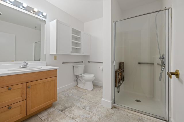 53 Lyme Rd Apt 10, Hanover, NH 03755