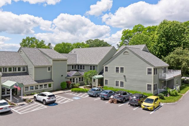 53 Lyme Rd Apt 10, Hanover, NH 03755