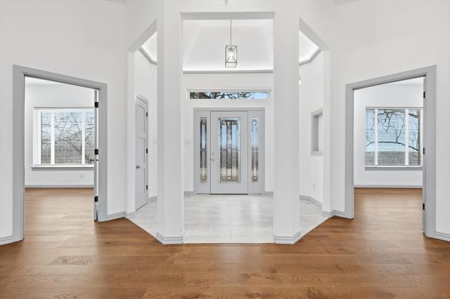 2541 Town View Drive, Cedar Hill, TX 75104