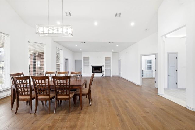 2541 Town View Drive, Cedar Hill, TX 75104