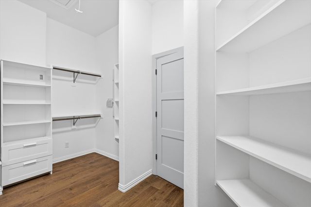 2541 Town View Drive, Cedar Hill, TX 75104