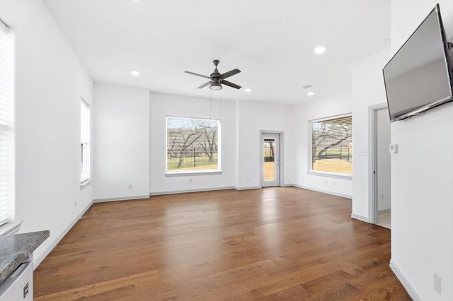 2541 Town View Drive, Cedar Hill, TX 75104