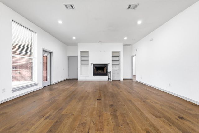 2541 Town View Drive, Cedar Hill, TX 75104