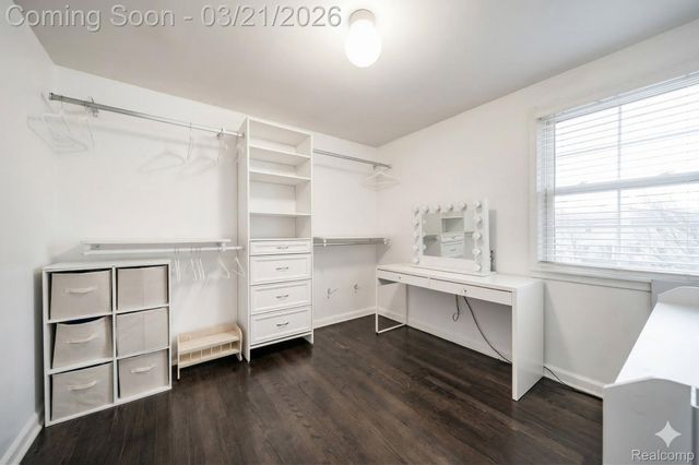 683 Graefield Court, Birmingham, MI 48009