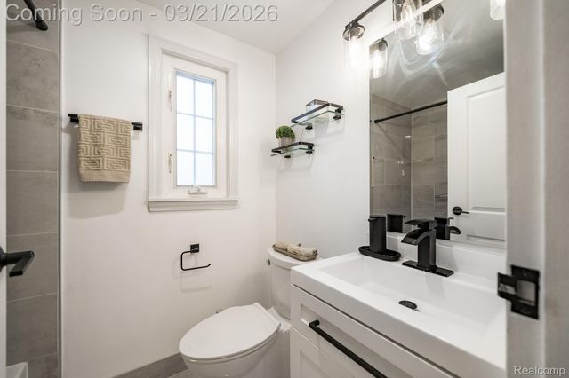 683 Graefield Court, Birmingham, MI 48009