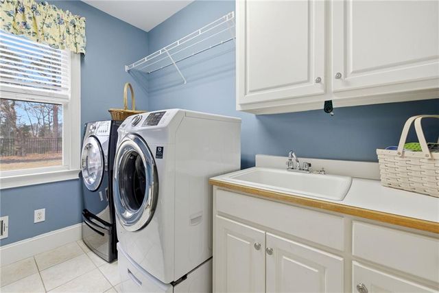 2298 Bright Water Drive, Snellville, GA 30078