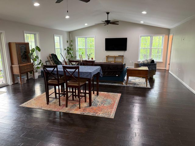 4001 YOUNG RD, Millers, MD 21102