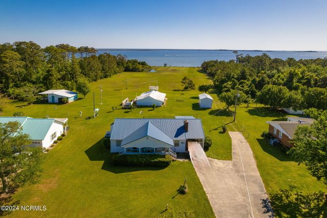 2604 Cedar Island Road, Cedar Island, NC 28520