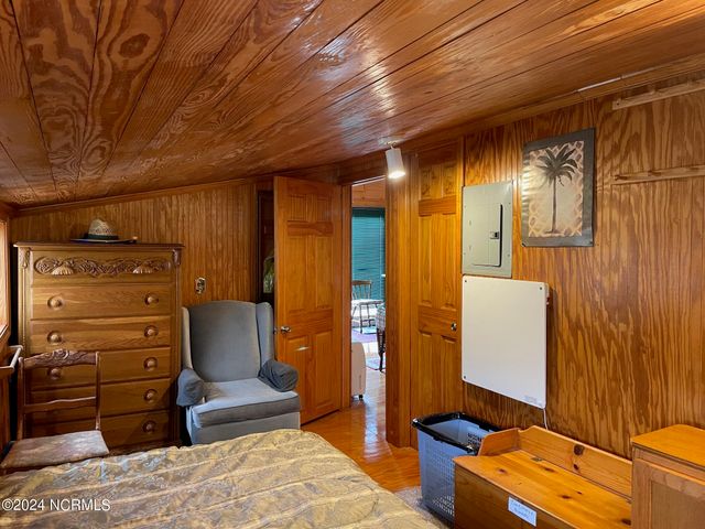 2604 Cedar Island Road, Cedar Island, NC 28520