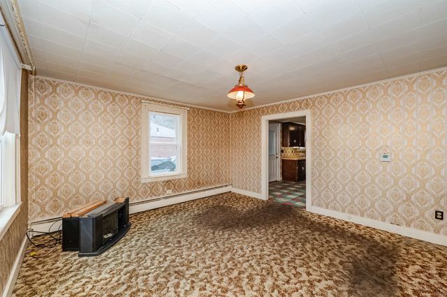 7 Morin Street, Dover, NH 03820