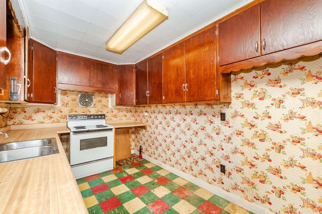 7 Morin Street, Dover, NH 03820