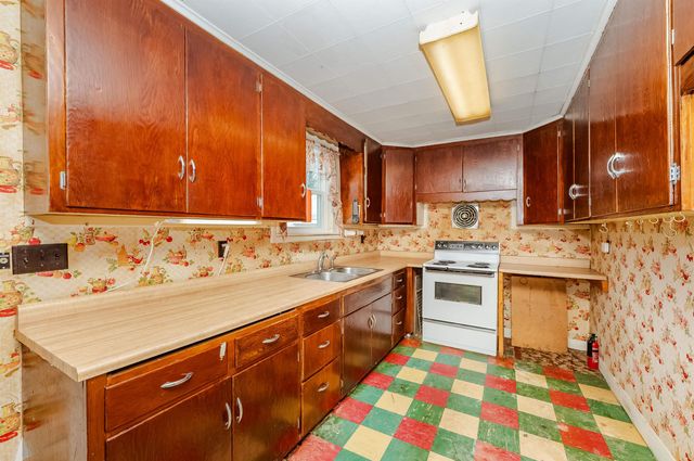 7 Morin Street, Dover, NH 03820