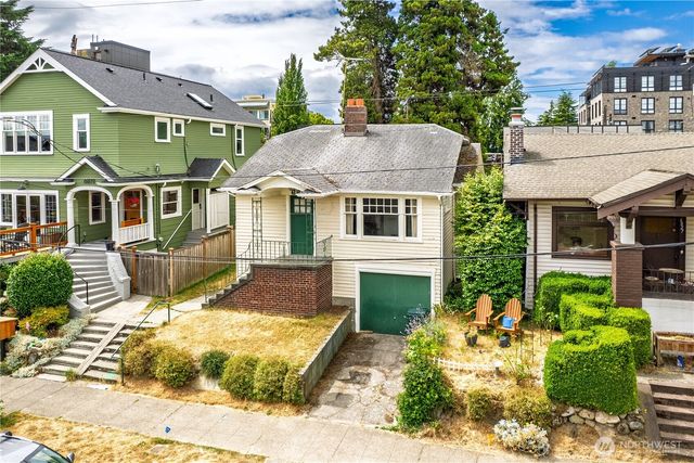 6823 Phinney Avenue N, Seattle, WA 98103