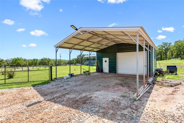 6294 Bugscuffle Road, Bowie, TX 76230