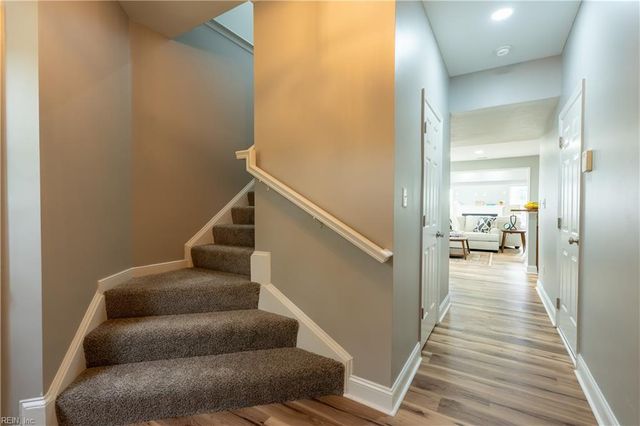 206 Ashton DR, Yorktown, VA 23690