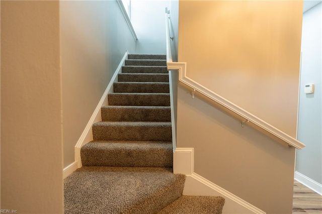 206 Ashton DR, Yorktown, VA 23690