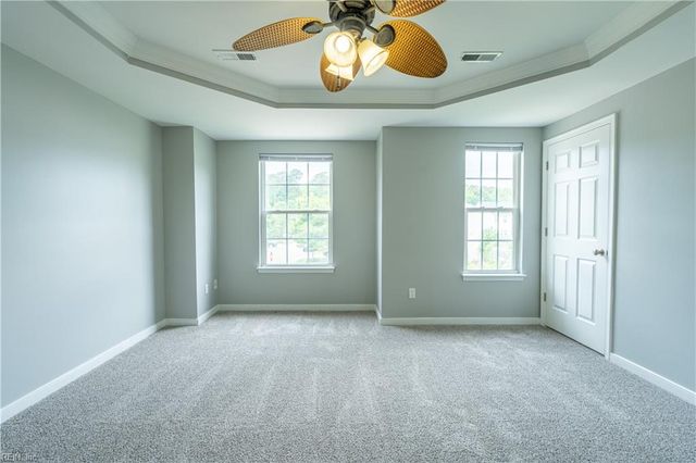 206 Ashton DR, Yorktown, VA 23690