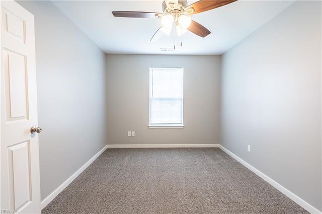 206 Ashton DR, Yorktown, VA 23690