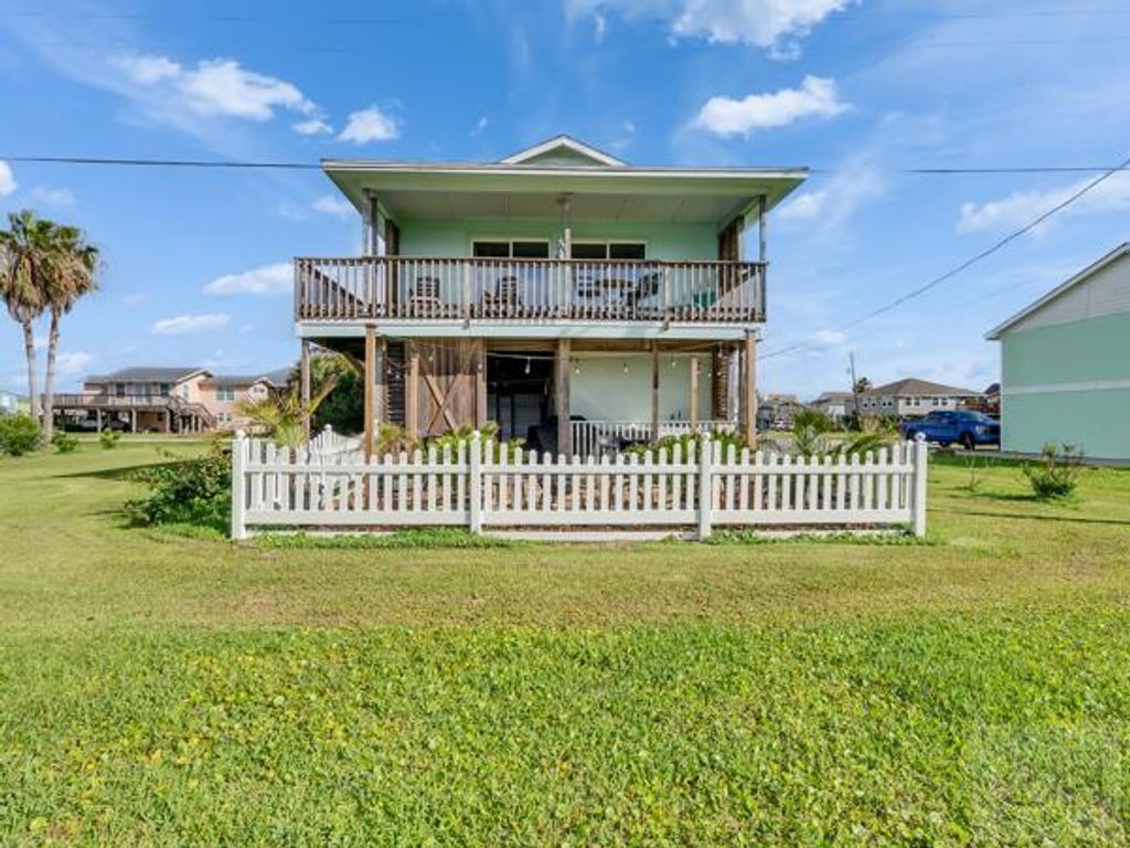 16531 Lewis Scott Road, Jamaica Beach, TX 77554