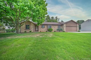 1569 Oak Grove Drive, Walled Lake, MI 48390